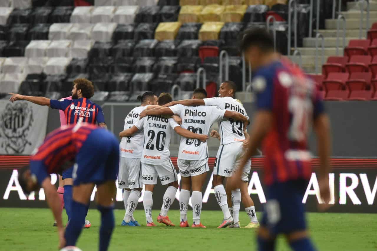 Santos ter&aacute; maratona de jogos pela frente