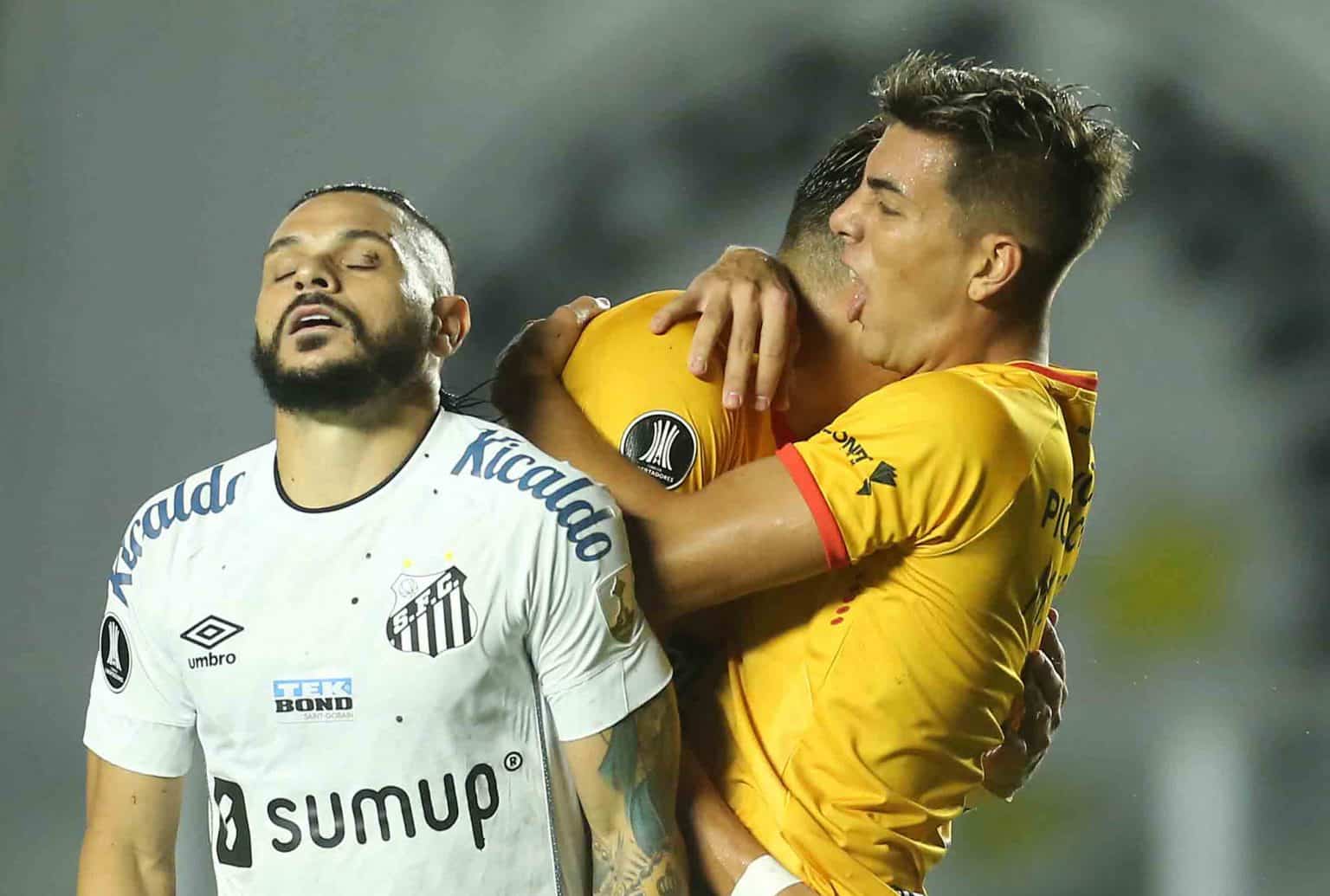 Santos tem pior in&iacute;cio de temporada dos &uacute;ltimos 14 anos