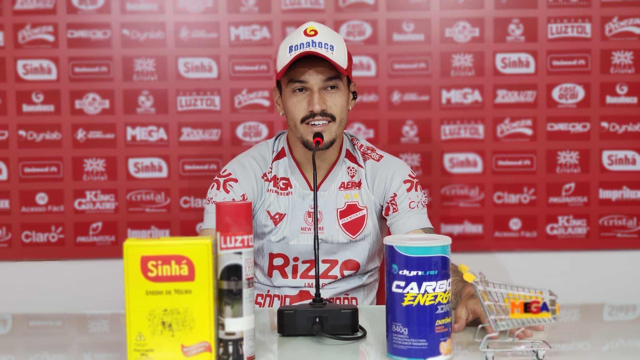 Arthur nega favoritismo do Vila Nova e promete versatilidade: &ldquo;disposto a contribuir&rdquo;