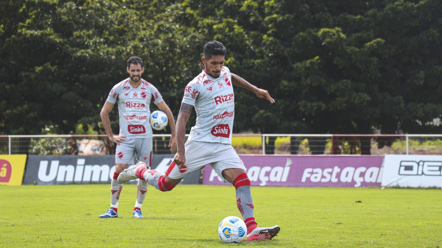 Pelo Goianão, Vila Nova enfrenta Iporá buscando classificação