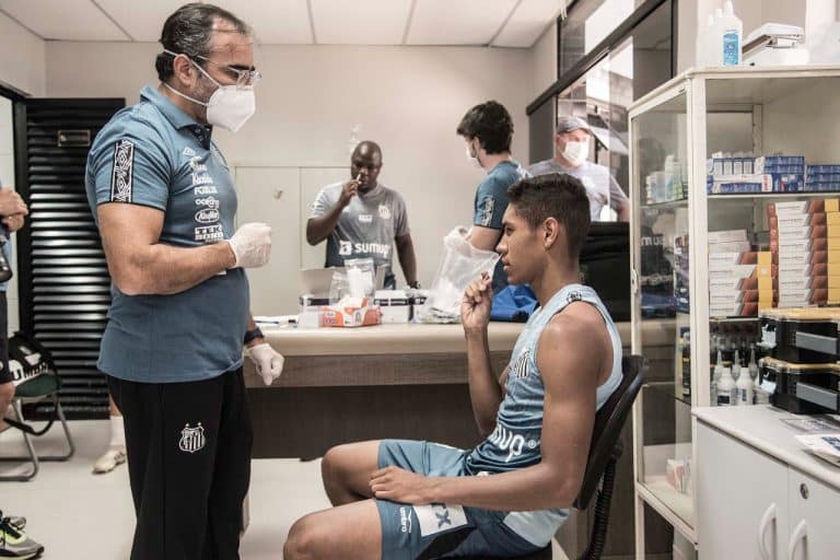 Santos começa projeto de “bolha” na retomada do Campeonato Paulista
