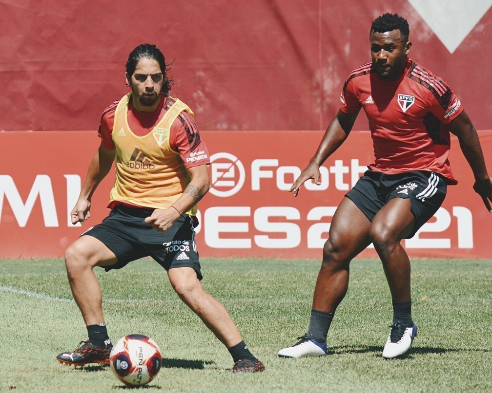 Ao trabalho! São Paulo se reapresenta depois de goleada, mas tem desfalque importante