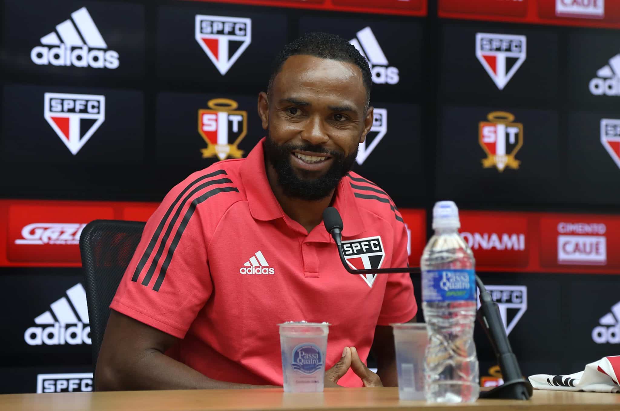 Willian reedita parceria com Volpi no São Paulo