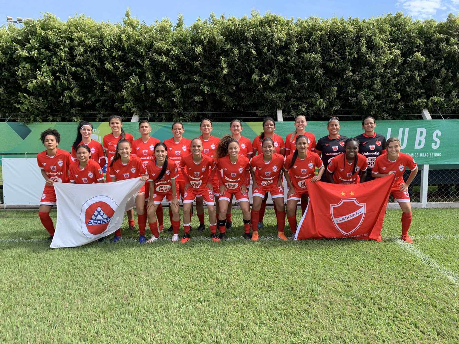 Vila Nova/Universo: equipes feminina e masculina vencem torneio universitário