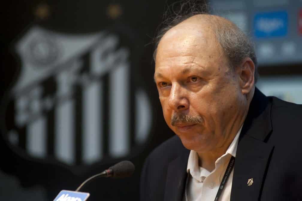 Conselho santista expulsa Jos&eacute; Carlos Peres do quadro de s&oacute;cios