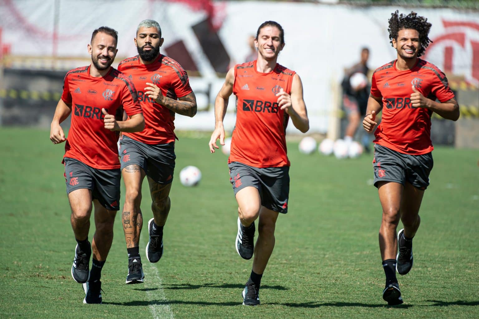 Flamengo inicia preparação para enfrentar a LDU pela Libertadores