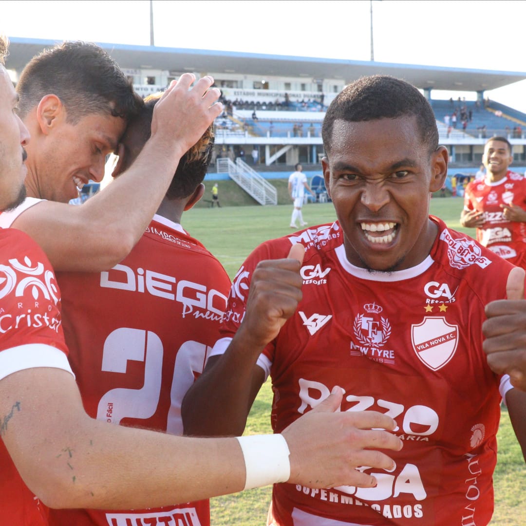 Vila Nova rescinde com Alan Mineiro; veja números do meia