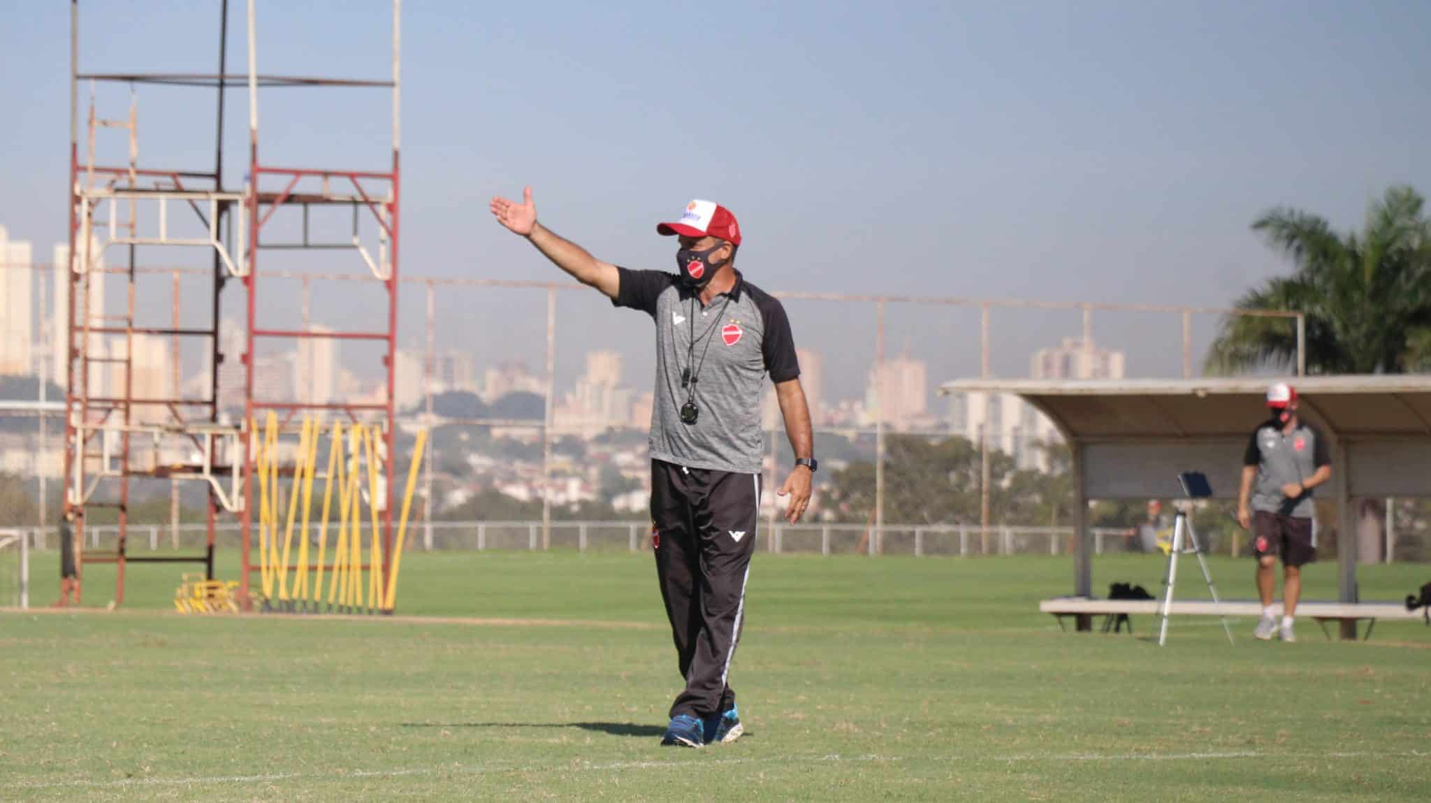 Técnico do Vila Nova analisa Botafogo: “time perigoso”