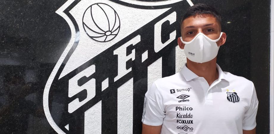 Santos renova contrato com Jhonnathan até 2026