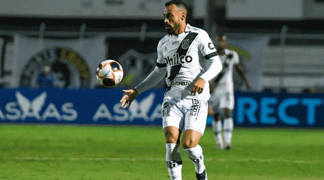 #diaded&eacute;rbi: Ponte Preta x Guarani vivem situa&ccedil;&otilde;es opostas