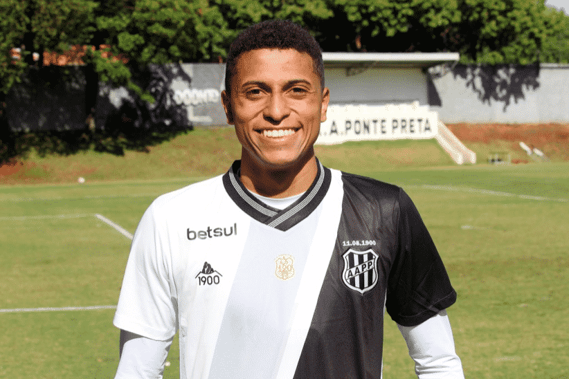 Em bate-papo construtivo Rafael Santos fala pela primeira vez com a camisa da Ponte Preta