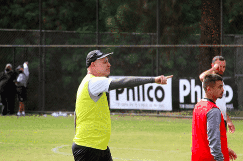 Ponte Preta já está em Santa Catarina e treina no sábado para estreia na série B contra o Brusque