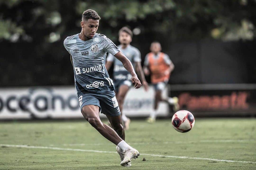 Santos tem três novos jogadores regularizados no BID