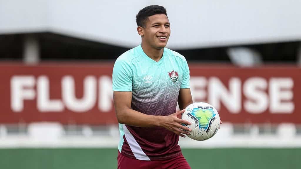 Fluminense fecha empr&eacute;stimo de Pacheco ao Juventude
