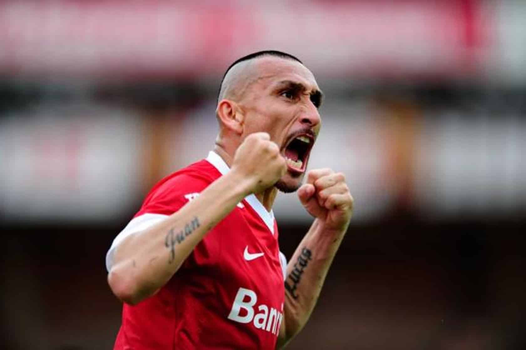 Incrível! Veja o top-5 camisas 5 da era dos pontos corridos do Brasileirão