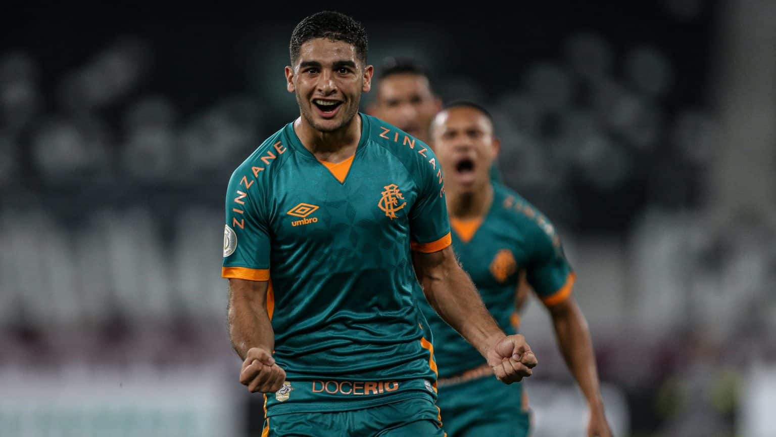 De saída do Flu: Michel Araújo vai para o Al Wasl