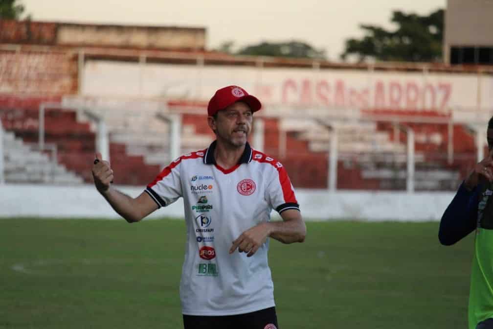EXCLUSIVO: Fernando Tonet, treinador do 4 de Julho-PI, analisa confronto contra o São Paulo: “Vamos tentar minimizar os erros”