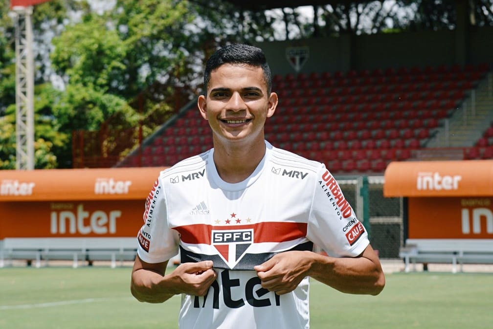 De saída! Bruno Rodrigues rescinde com São Paulo e já tem novo clube
