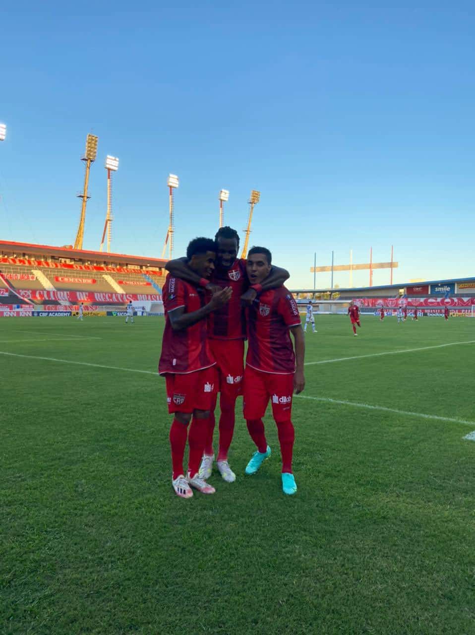 CRB x Confian&ccedil;a como aconteceu &ndash; resultado, destaques e rea&ccedil;&atilde;o