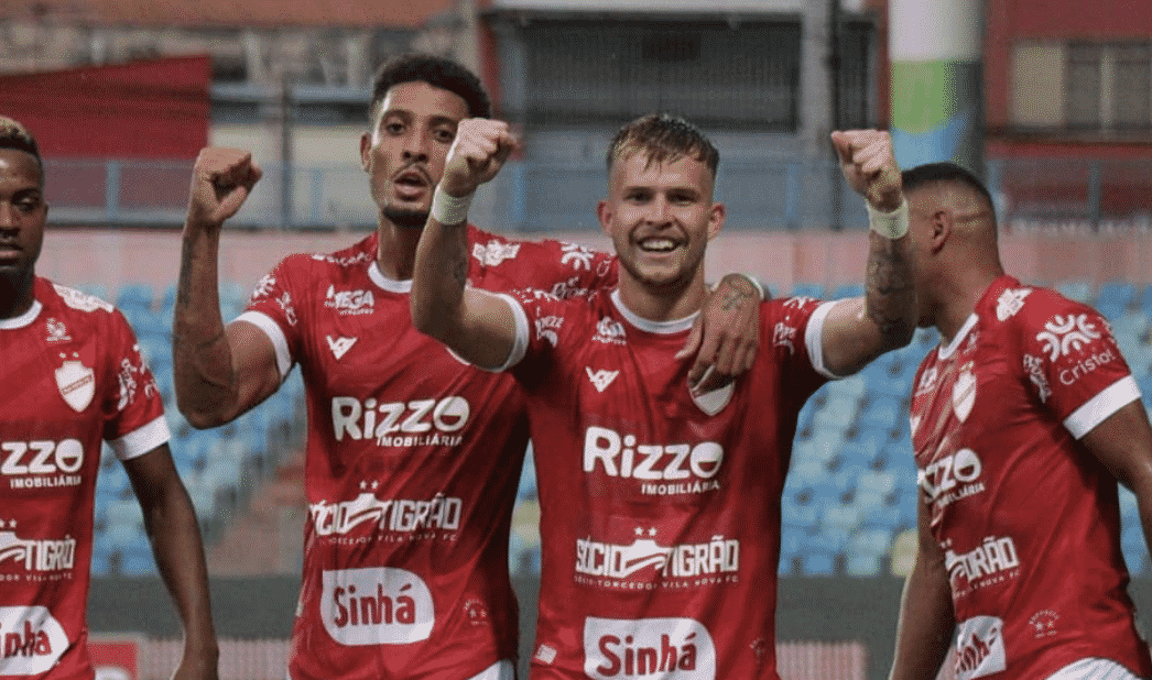 Vila Nova empresta mais dois jogadores; confira nomes