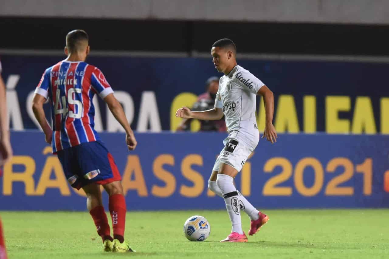 Marcos Guilherme deve ganhar chance como titular do Santos