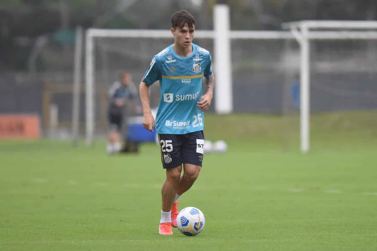 Tr&ecirc;s refor&ccedil;os do Santos n&atilde;o poder&atilde;o jogar a Copa do Brasil