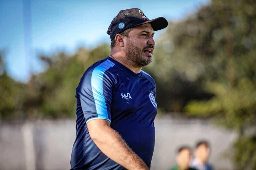 João Marcos Farias: conheça o novo treinador do Confiança Sub-20