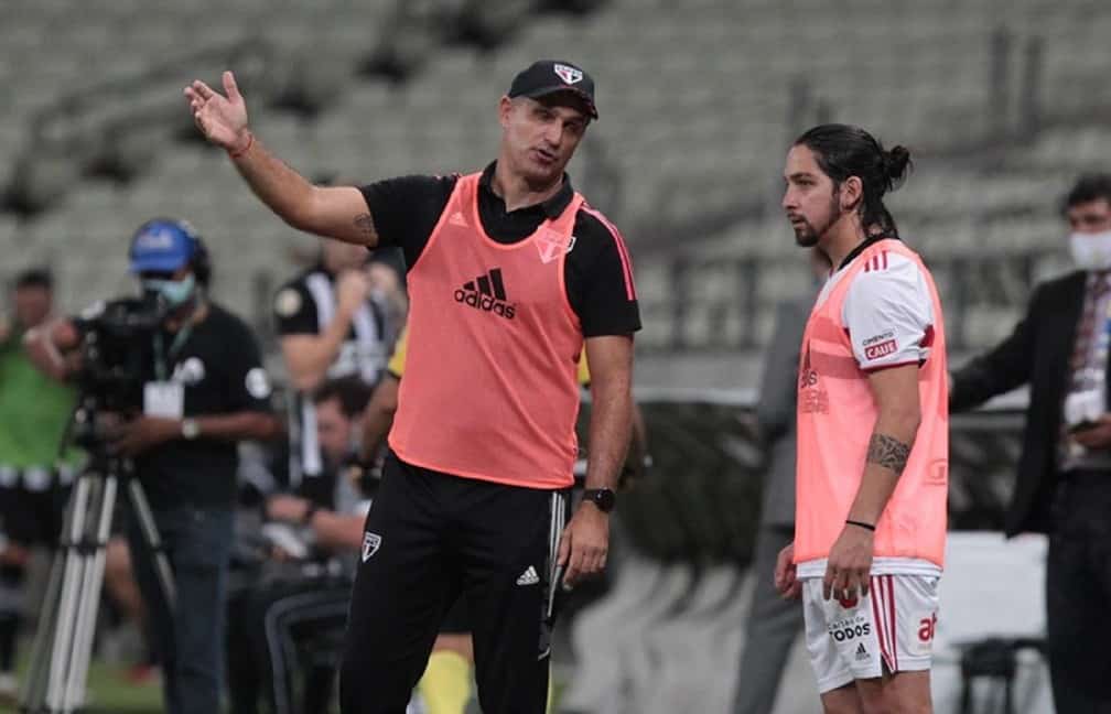 Auxiliar de Crespo sobre situa&ccedil;&atilde;o do S&atilde;o Paulo: &ldquo;N&atilde;o vamos abaixar o bra&ccedil;o&rdquo;