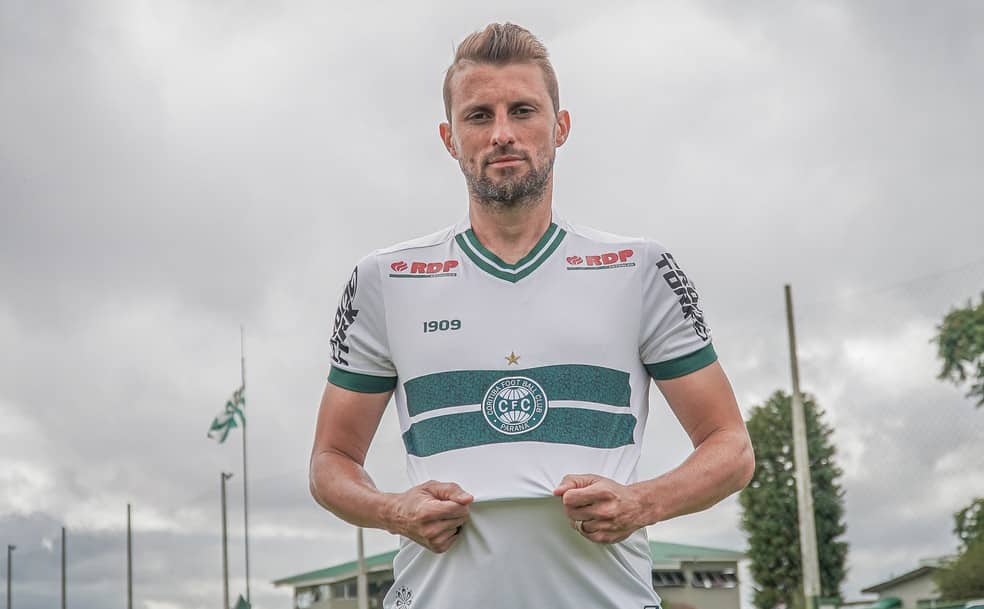 Coritiba&nbsp;alcan&ccedil;a melhor in&iacute;cio na S&eacute;rie B desde 2007