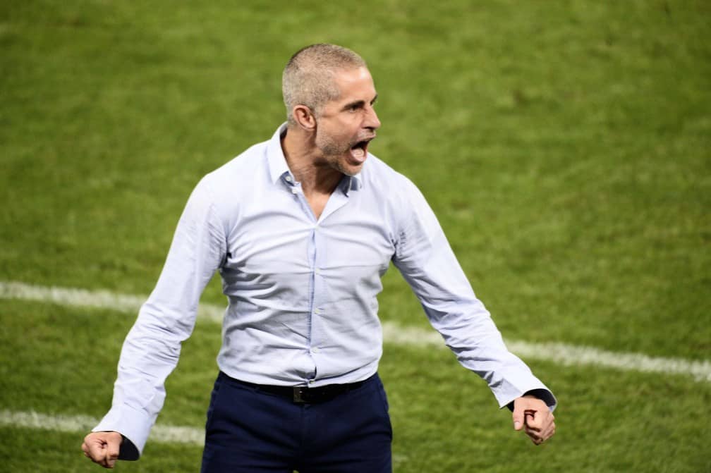 Sylvinho comemora primeira vitória na Neo Química Arena pelo Corinthians: “Estou feliz pela vitória dos atletas”