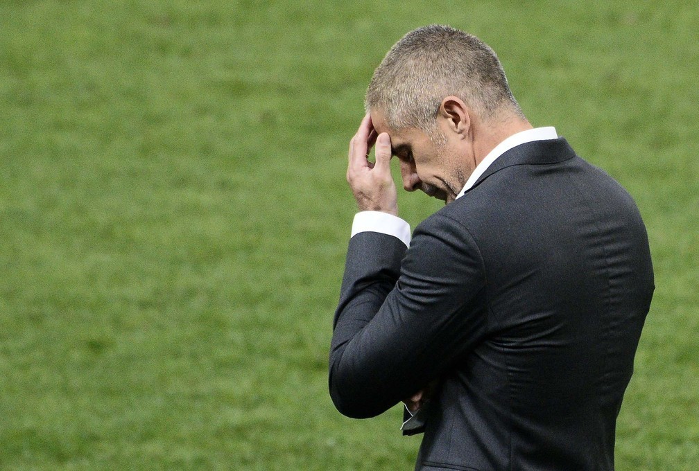 Sylvinho fala em mudanças no Corinthians: “Vou rever qualquer situação, seja de atleta ou sistema”