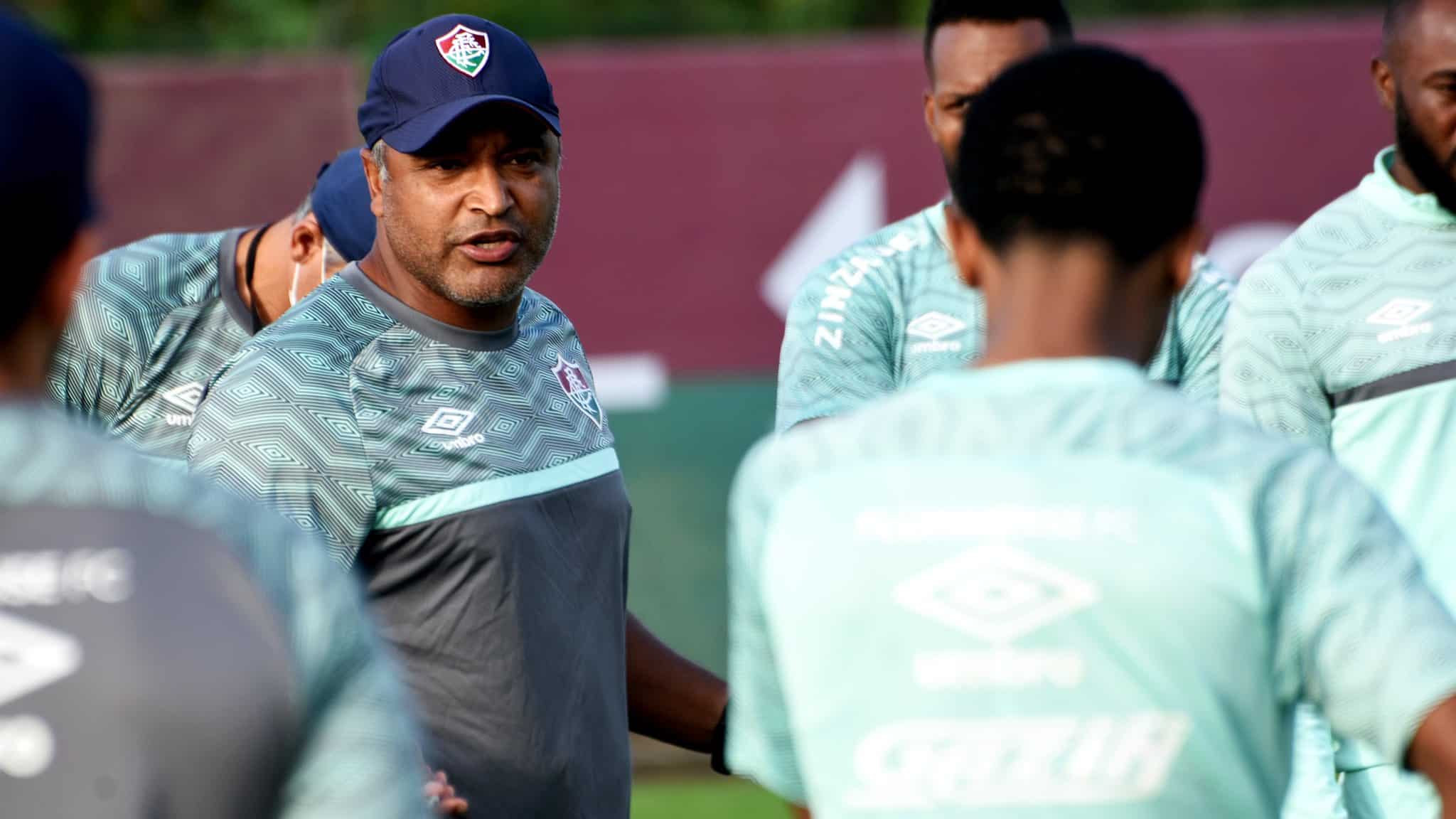 Flu: Roger fala sobre &ldquo;Juntar os cacos&rdquo; ap&oacute;s derrota