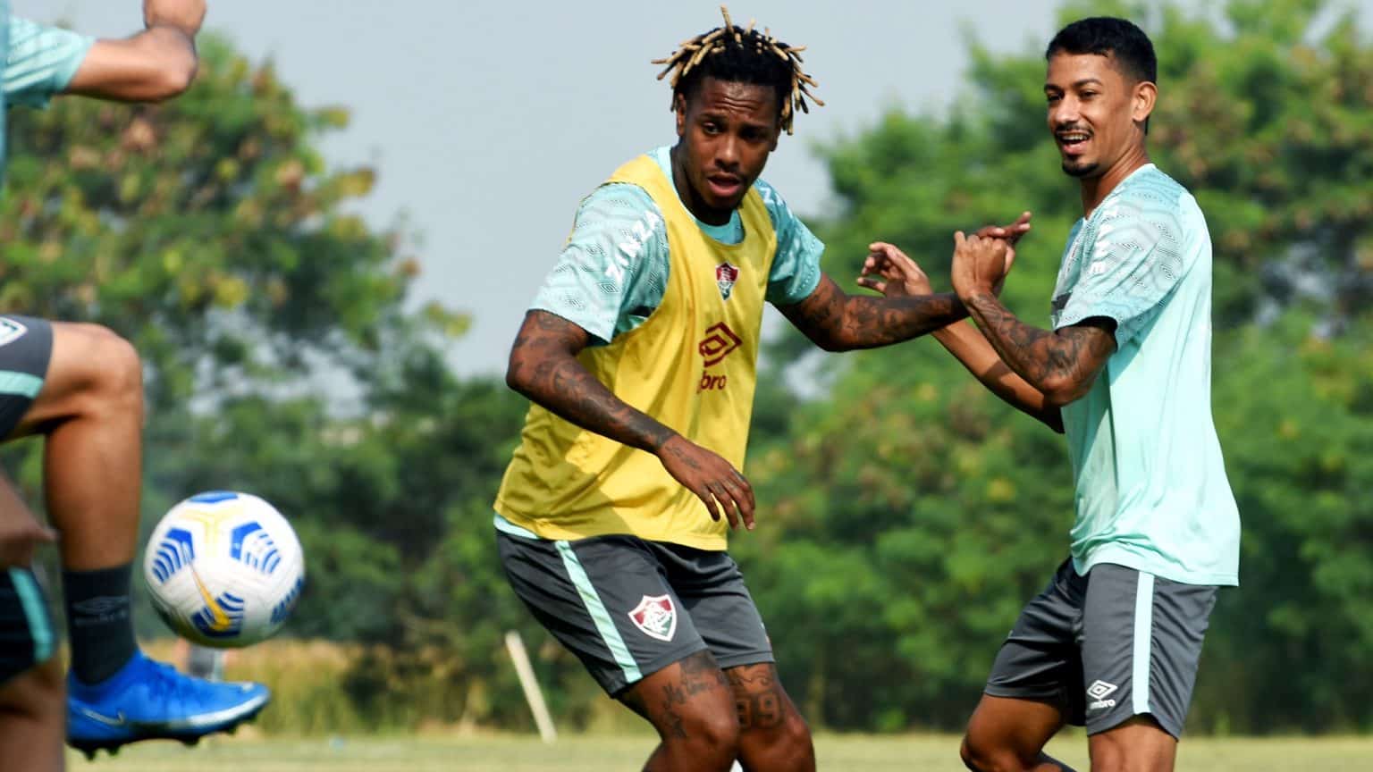 Flu e Corinthians: Tricolor finaliza treino com desfalque
