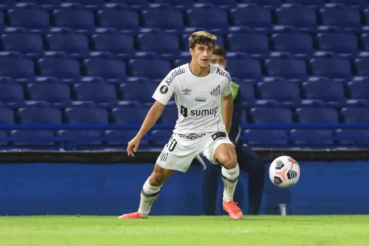 Pirani jogava vídeo game quando soube da camisa 10