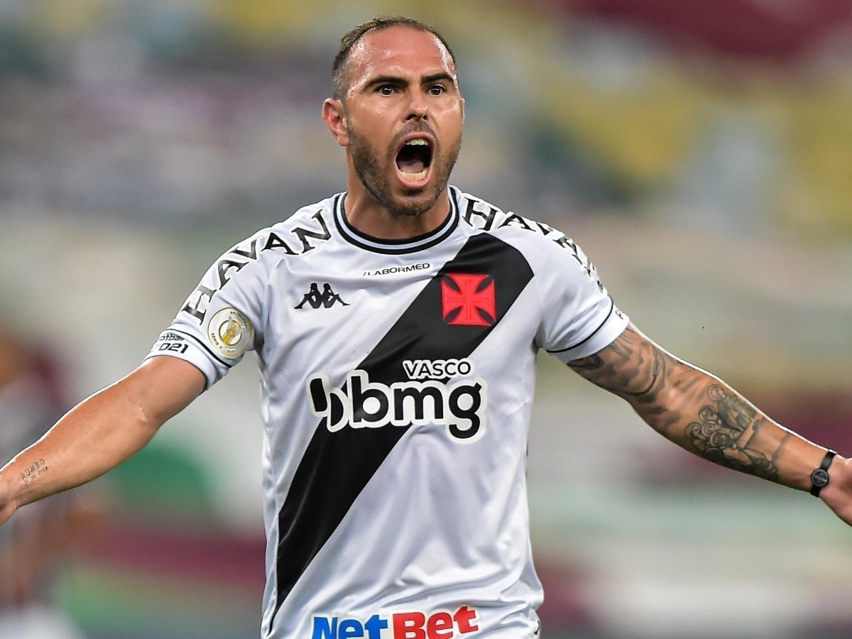 Vasco assina rescis&atilde;o de Bruno C&eacute;sar