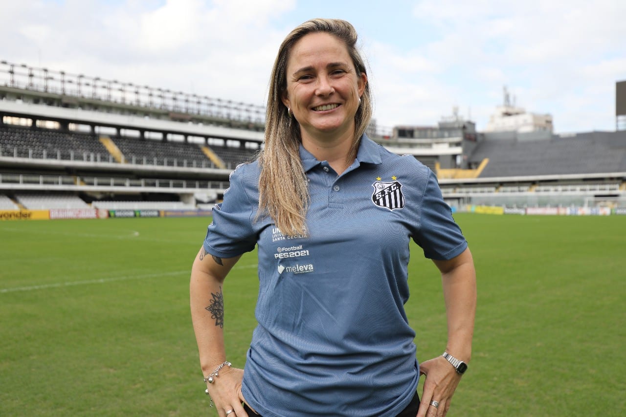 Sereias: Tatiele Silveira &eacute; apresentada