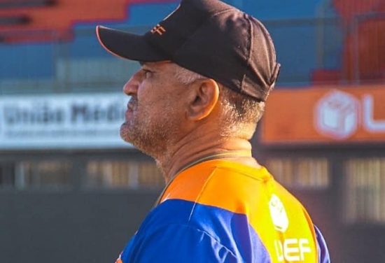 Oliveira Canind&eacute; n&atilde;o &eacute; mais t&eacute;cnico do Bahia de Feira