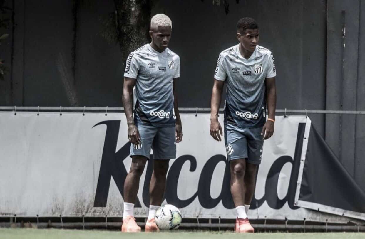 &Acirc;ngelo e Renyer perdem espa&ccedil;o no Santos