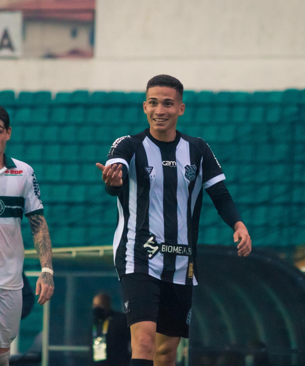 Volante Brener almeja triunfo para se aproximar da classifica&ccedil;&atilde;o