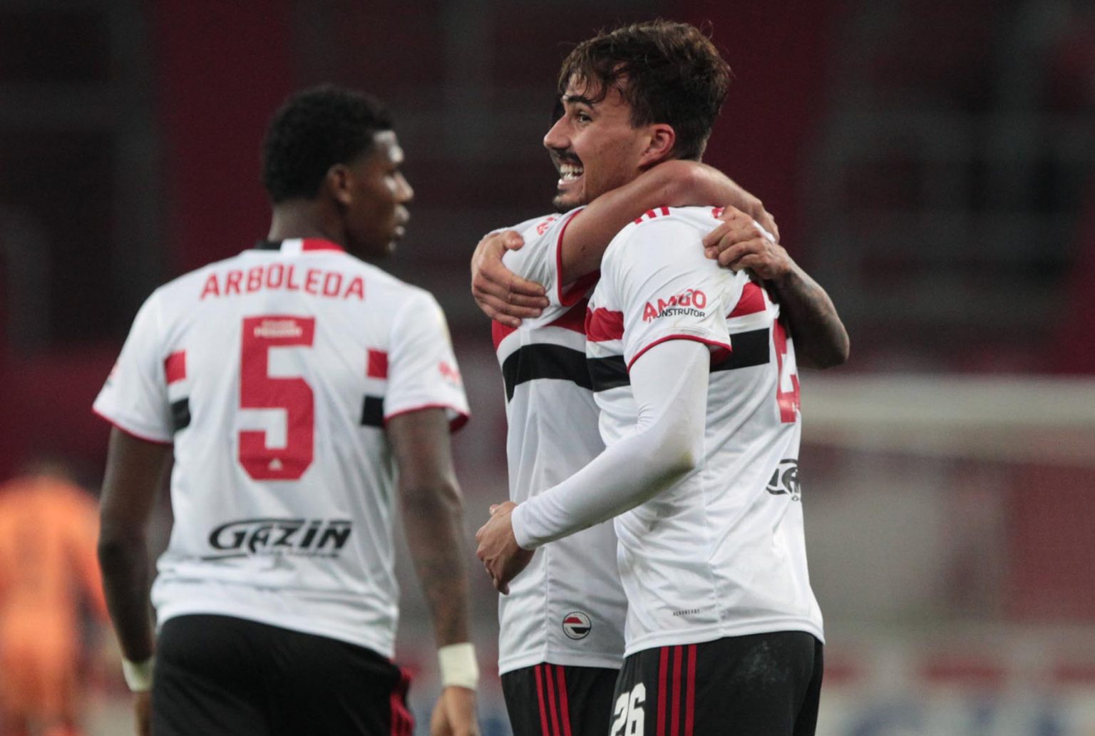 Fim do jejum! Confira os destaques da vit&oacute;ria do S&atilde;o Paulo