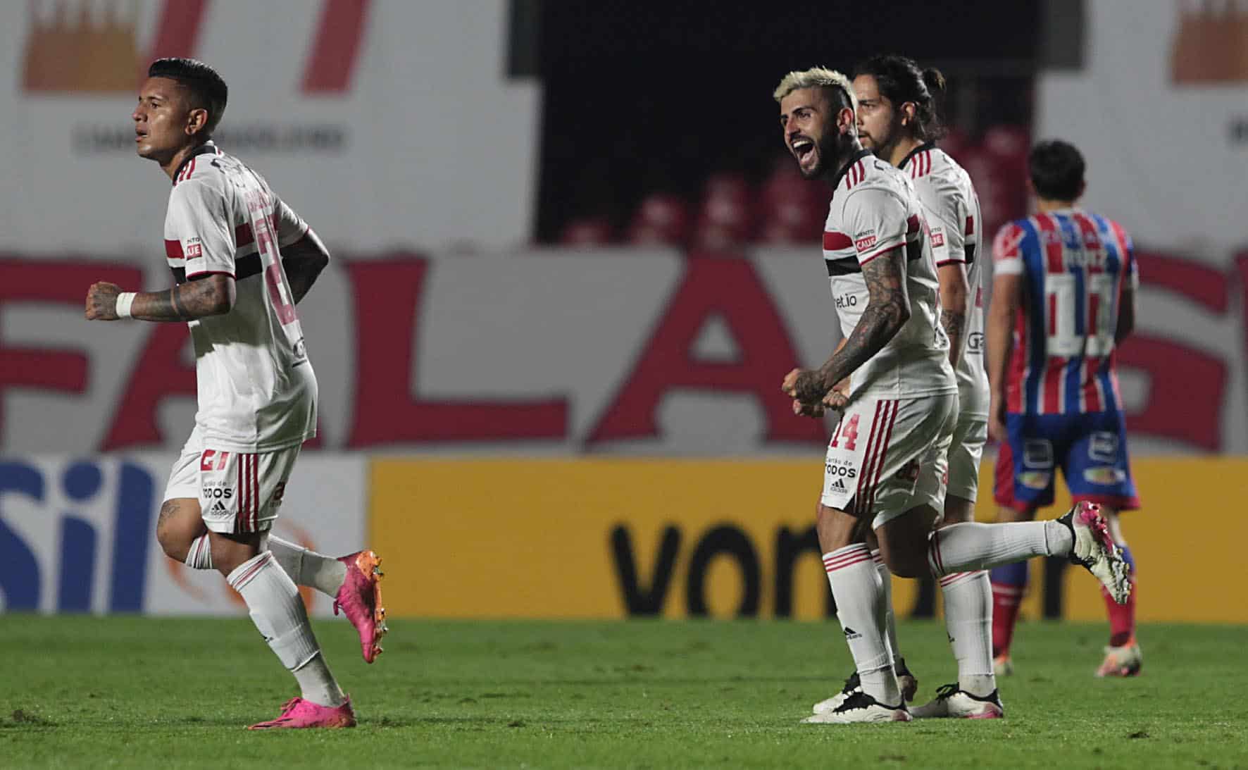 Confian&ccedil;a recuperada! Confira os destaques da vit&oacute;ria do S&atilde;o Paulo