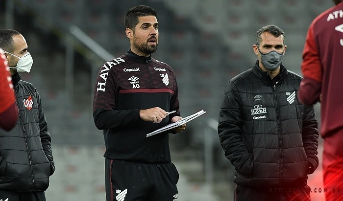 Athletico relaciona 23 jogadores contra Am&eacute;rica de Cali; Richard &eacute; desfalque