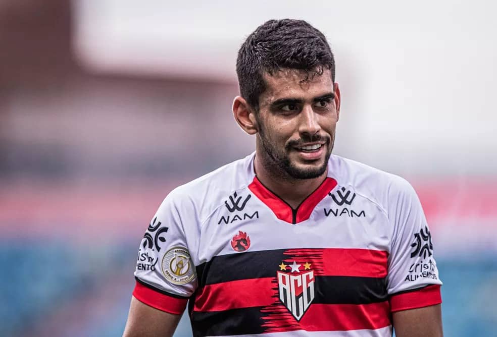 Z&eacute; Roberto &eacute; suspenso no jogo contra o Cuiab&aacute;