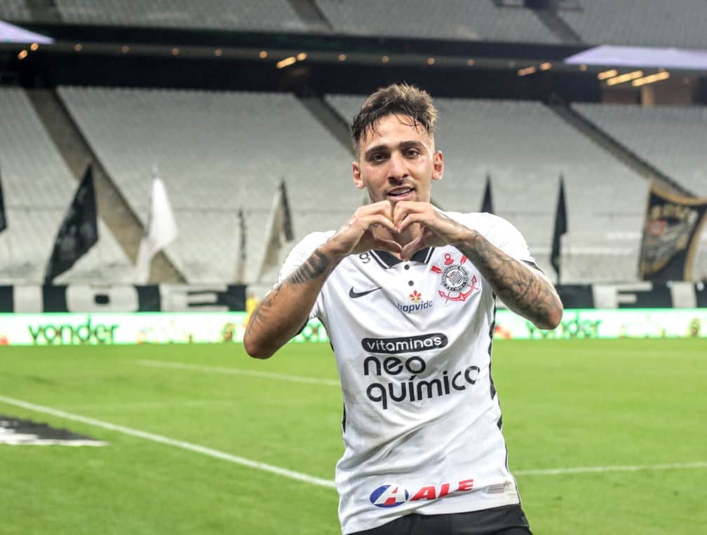 Gustavo Mosquito fala sobre possibilidade de Renato Augusto no Corinthians