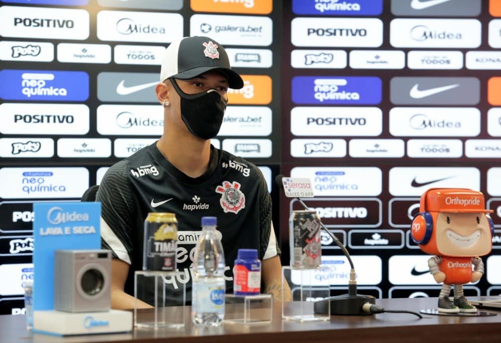 Jo&atilde;o Victor confia que a equipe do Corinthians pode surpreende no Campeonato Brasileiro