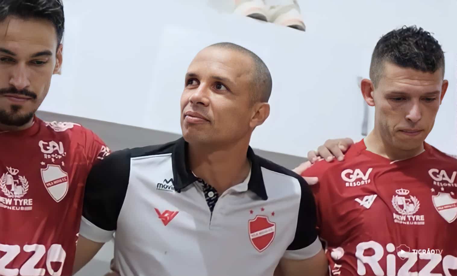 Higo Magalh&atilde;es segue invicto no comando do Vila Nova