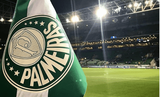 Palmeiras diminui d&iacute;vida ap&oacute;s venda de jogador
