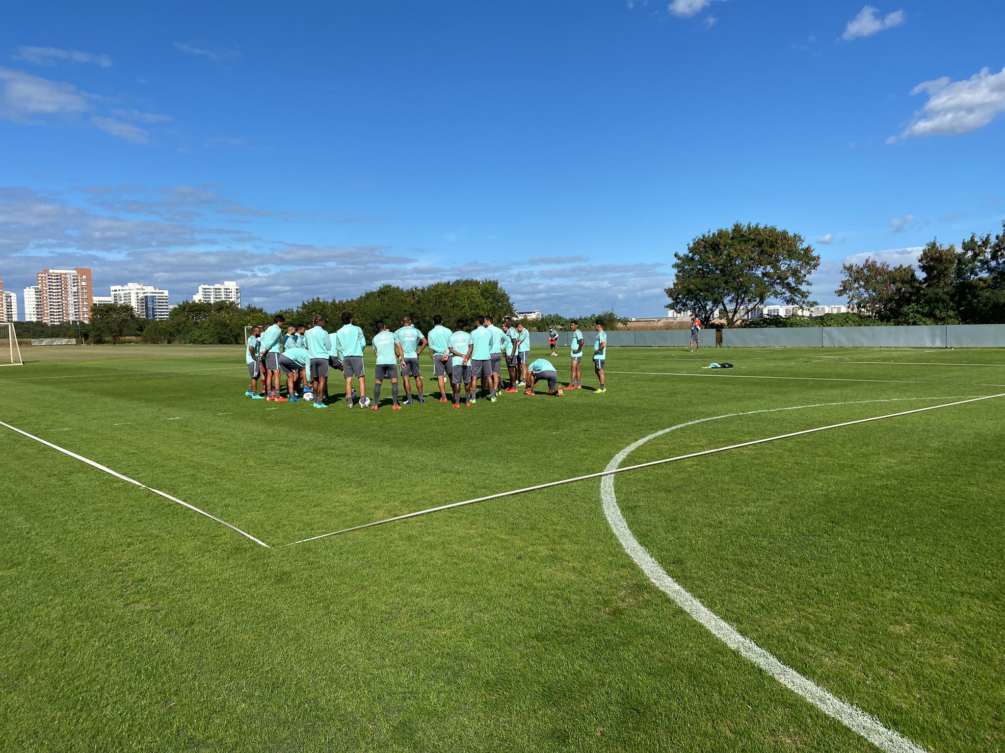 Flu tenta acordo por atletas do Gr&ecirc;mio e Internacional