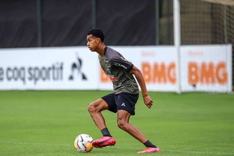 Dylan Borrero com moral no time