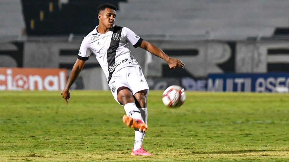 André Luiz sobre o jogo contra o Vasco: “Não podemos dar mole, pois será uma partida de suma importância para somar pontos para nossa sequência”